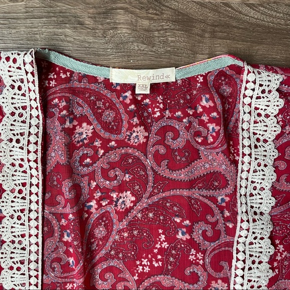 Red Kimono Shawl - Picture 2 of 5